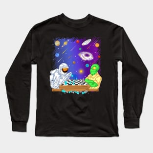 Astronaut Play Chess Long Sleeve T-Shirt